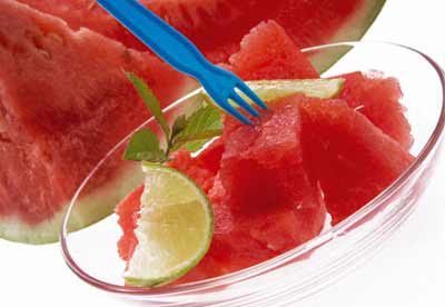 Đau dạ dày không nên ăn dưa hấu