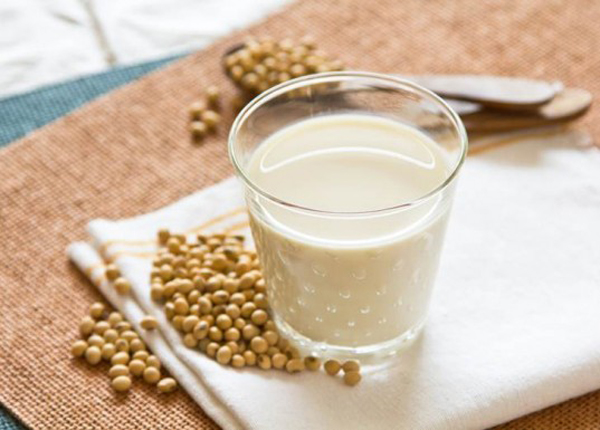 Công dụng của sữa đậu nành đối với phụ nữ mang thai