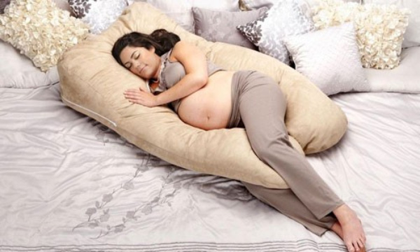 Những tư thế ngủ cho bà bầu an toàn nhất theo từng giai đoạn của thai kỳ