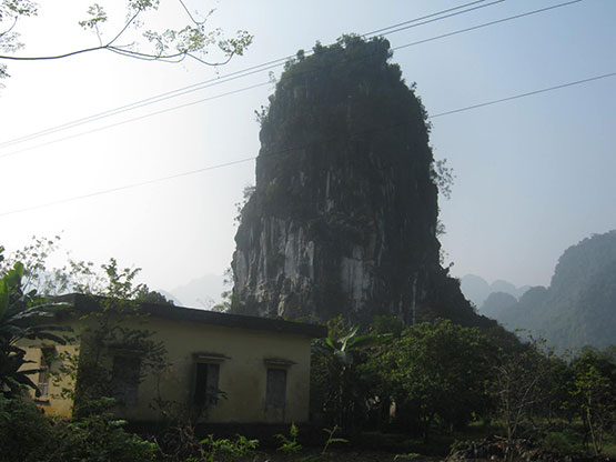 Núi Cột Cờ